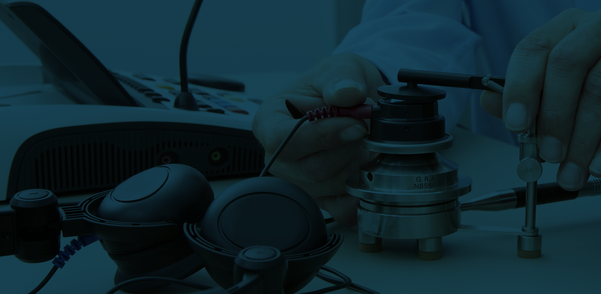 A man from Diatec Diagnostics operating calibration equipment