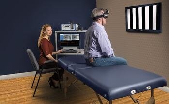 visualeyes-with-monitor