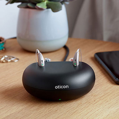 rechargeable hearing aid 