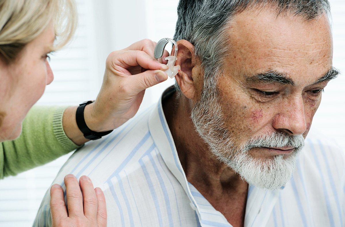 textimagespot-update-hearing-aids-changes-in-hearing-1200x788